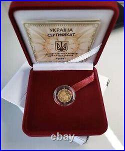 Commemorative gift gold coin Leo in a case