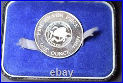 Perth Mint Vintage One Ounce Silver With Case And Coa Rampant Swan Design