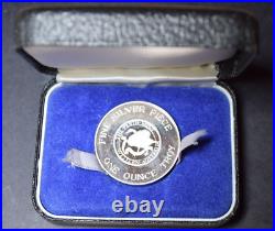 Perth Mint Vintage One Ounce Silver With Case And Coa Rampant Swan Design